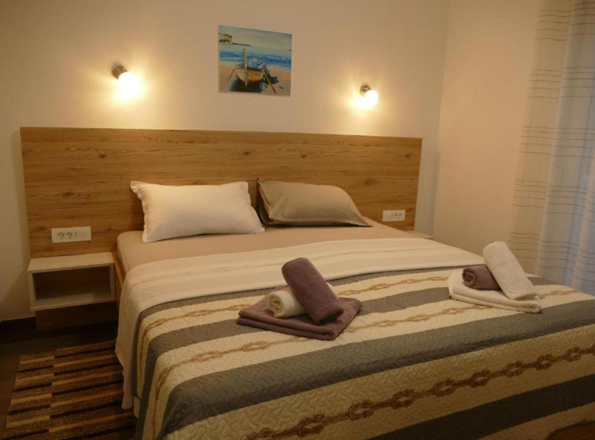 Apartmani Sabbioso โลปาร์ ภายนอก รูปภาพ