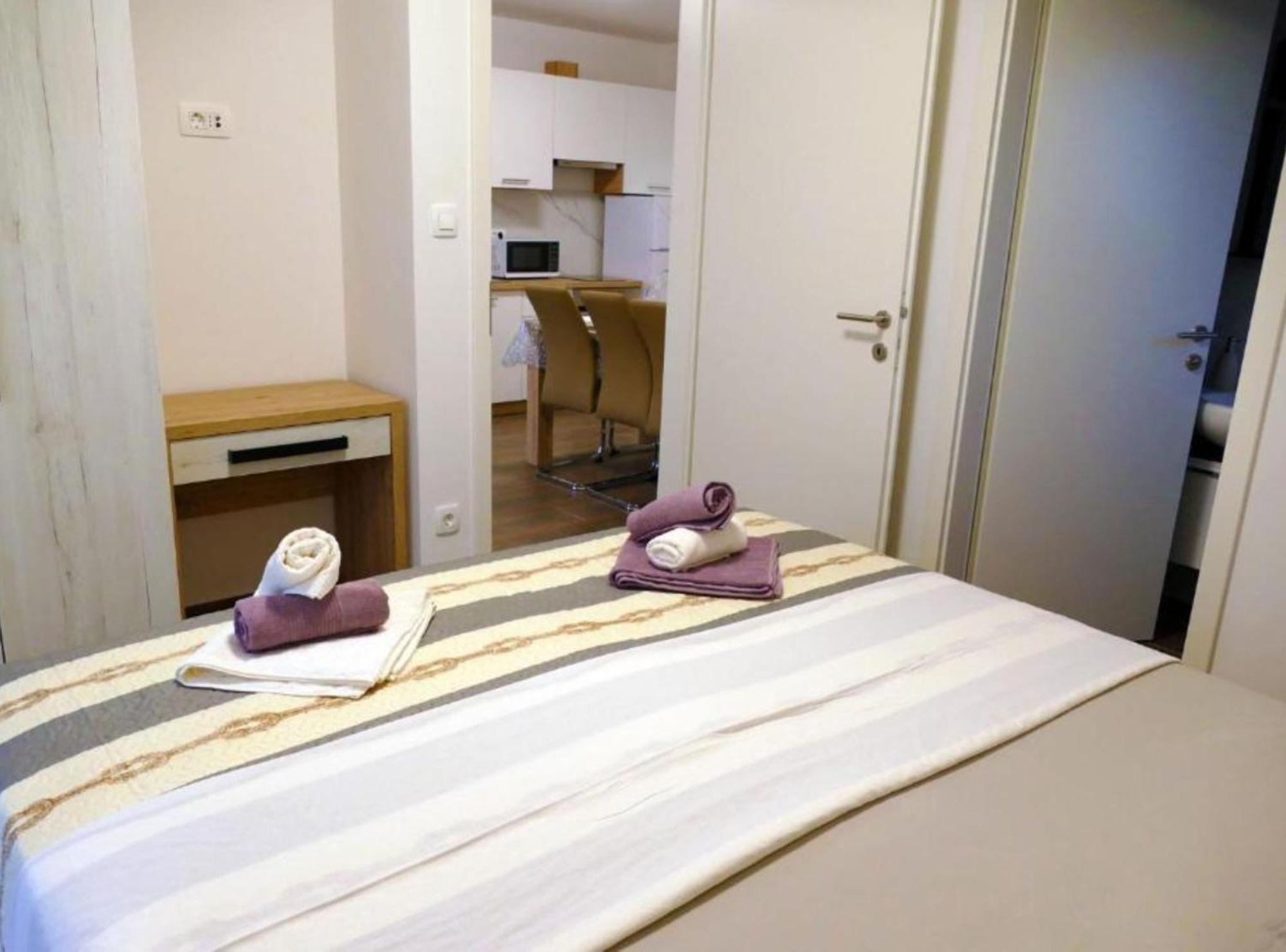 Apartmani Sabbioso โลปาร์ ภายนอก รูปภาพ