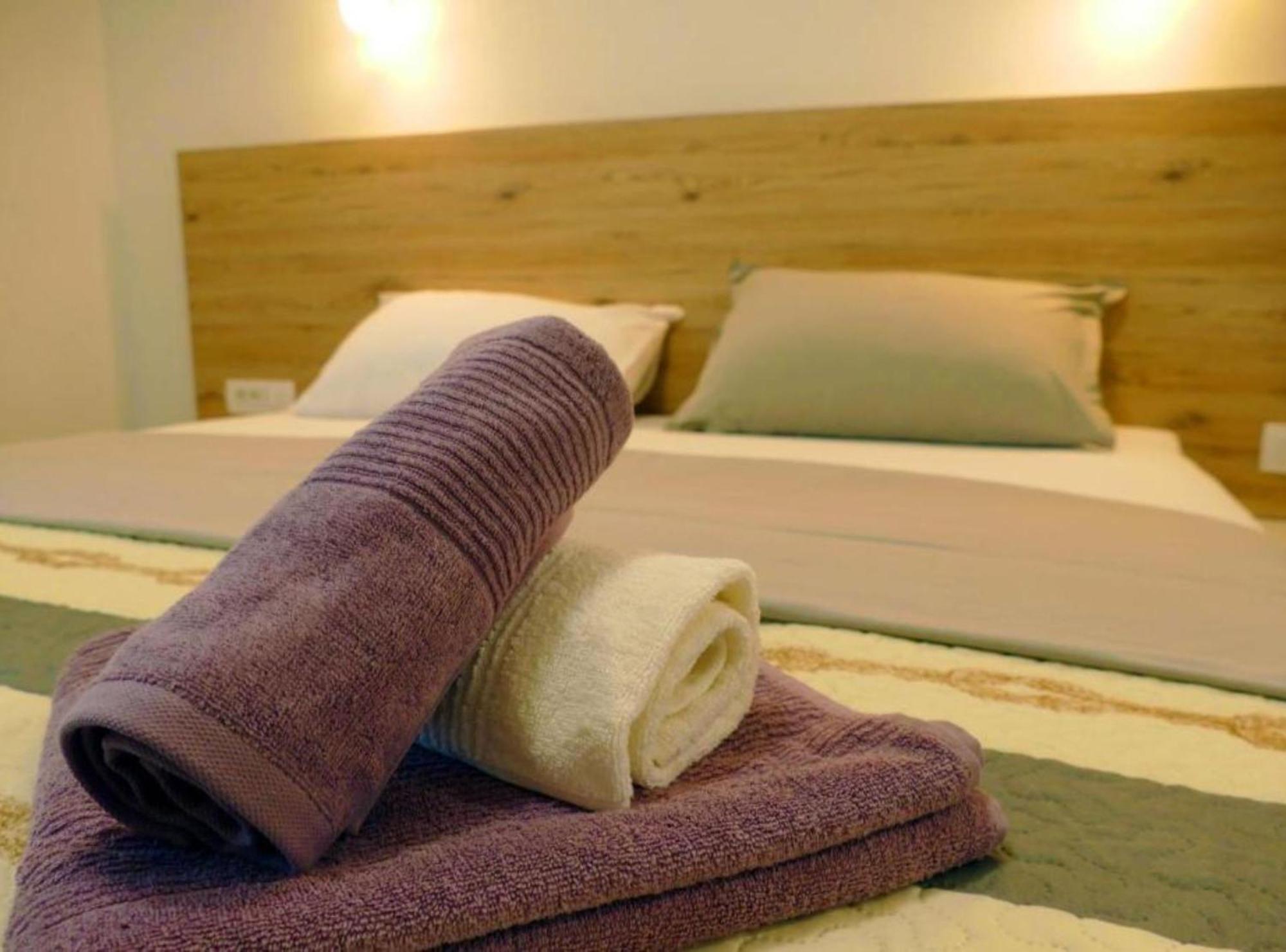 Apartmani Sabbioso โลปาร์ ภายนอก รูปภาพ