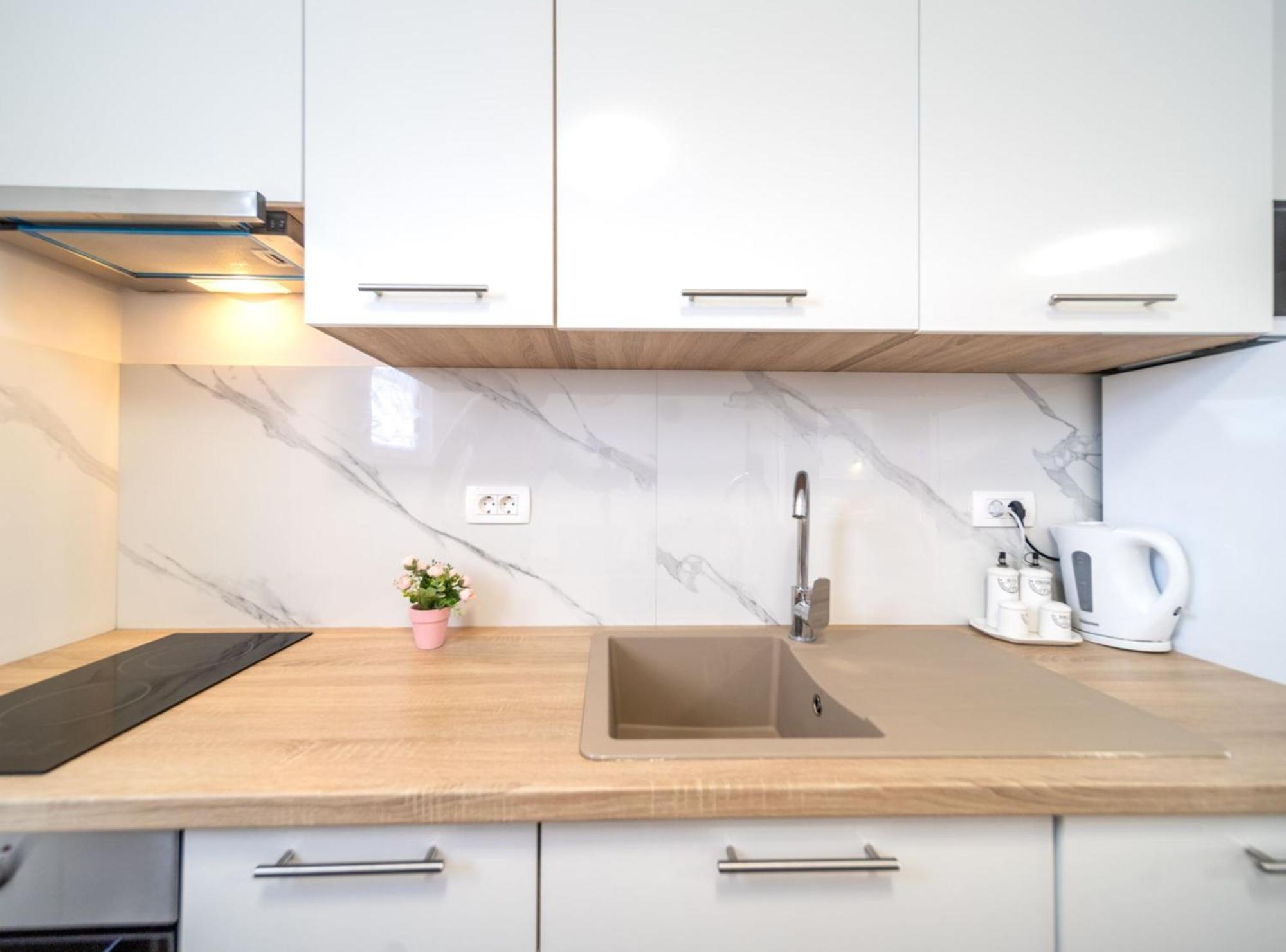 Apartmani Sabbioso โลปาร์ ห้อง รูปภาพ