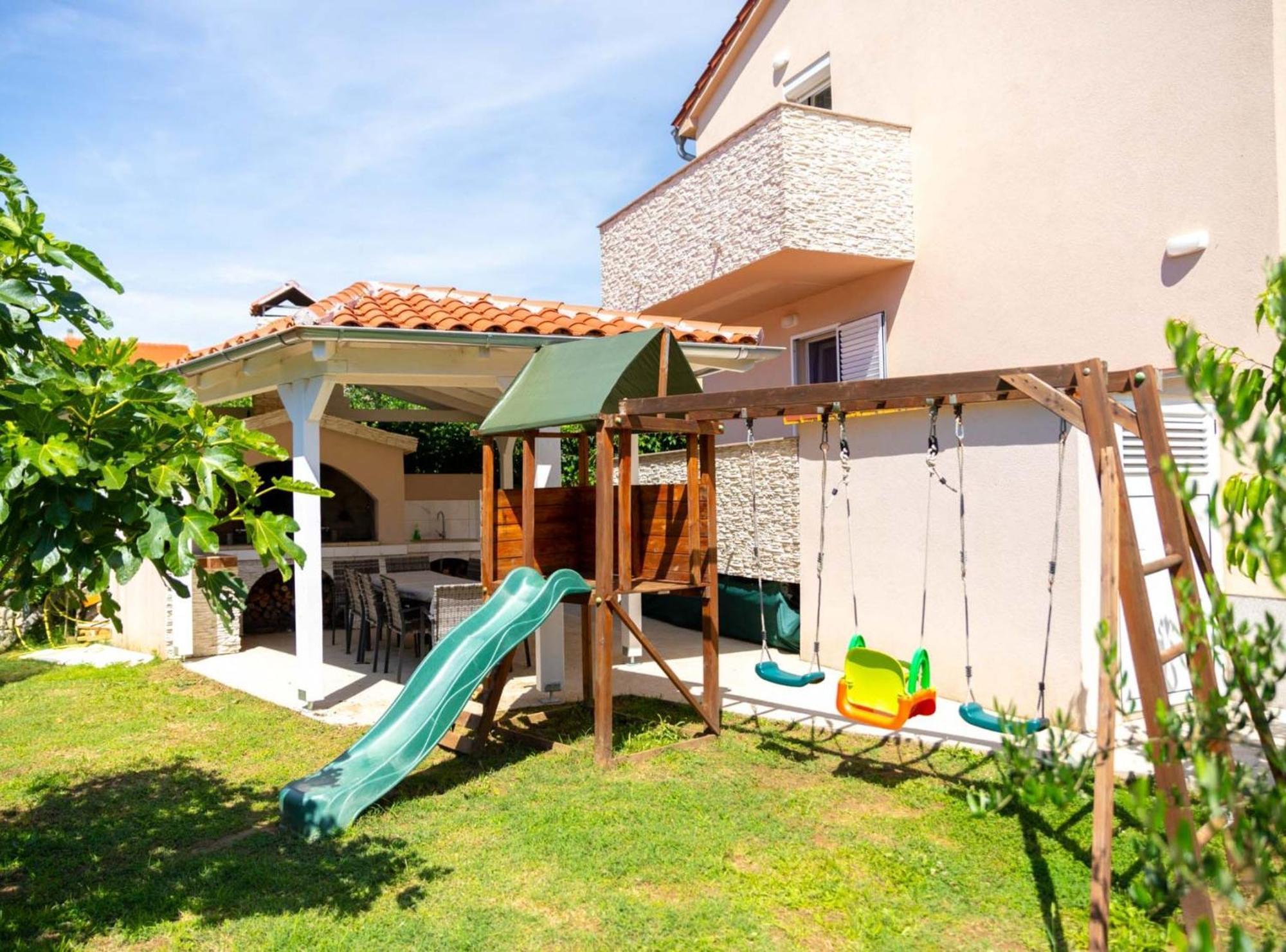 Apartmani Sabbioso โลปาร์ ภายนอก รูปภาพ